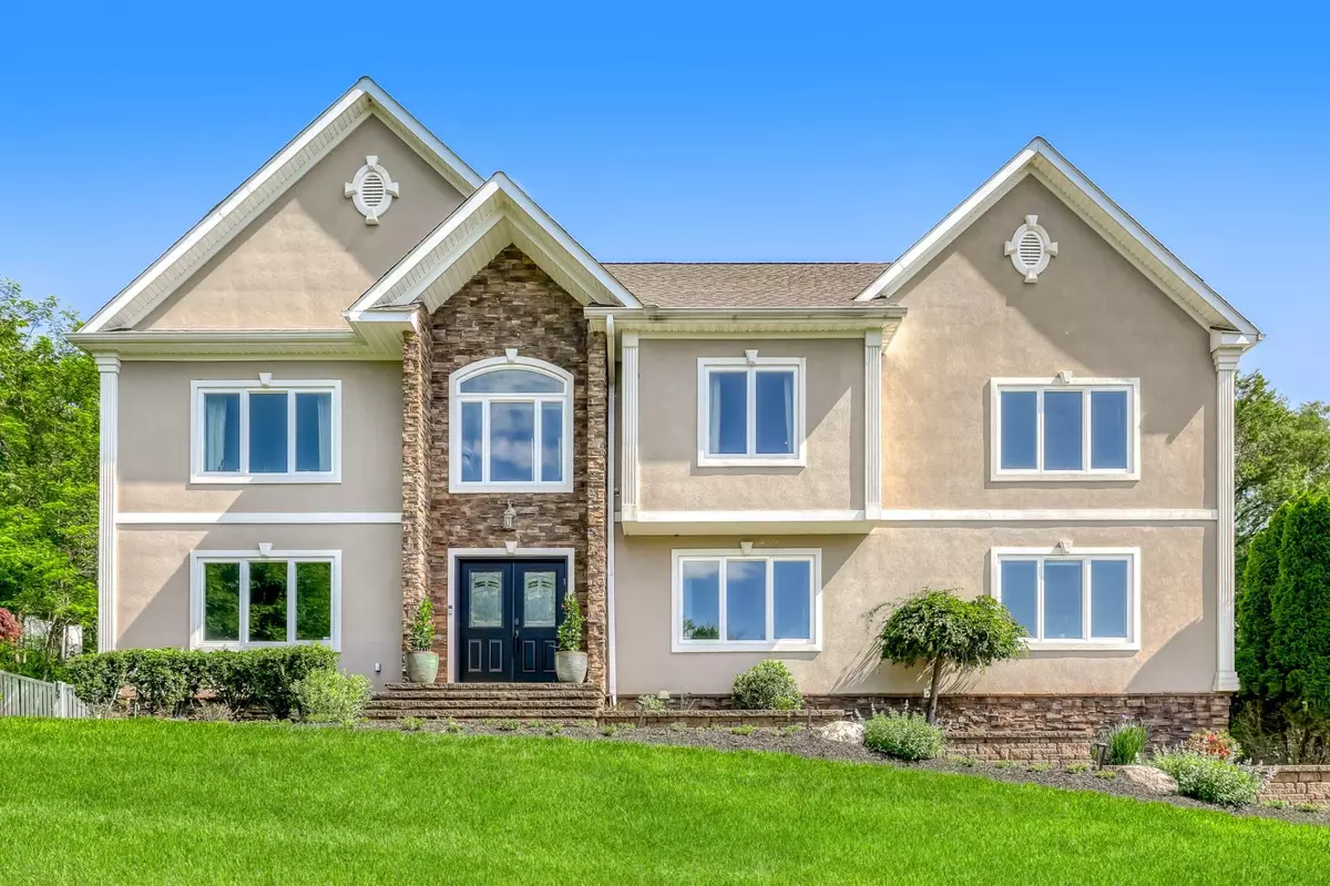 New City, NY 10956,16 Crum Creek RD