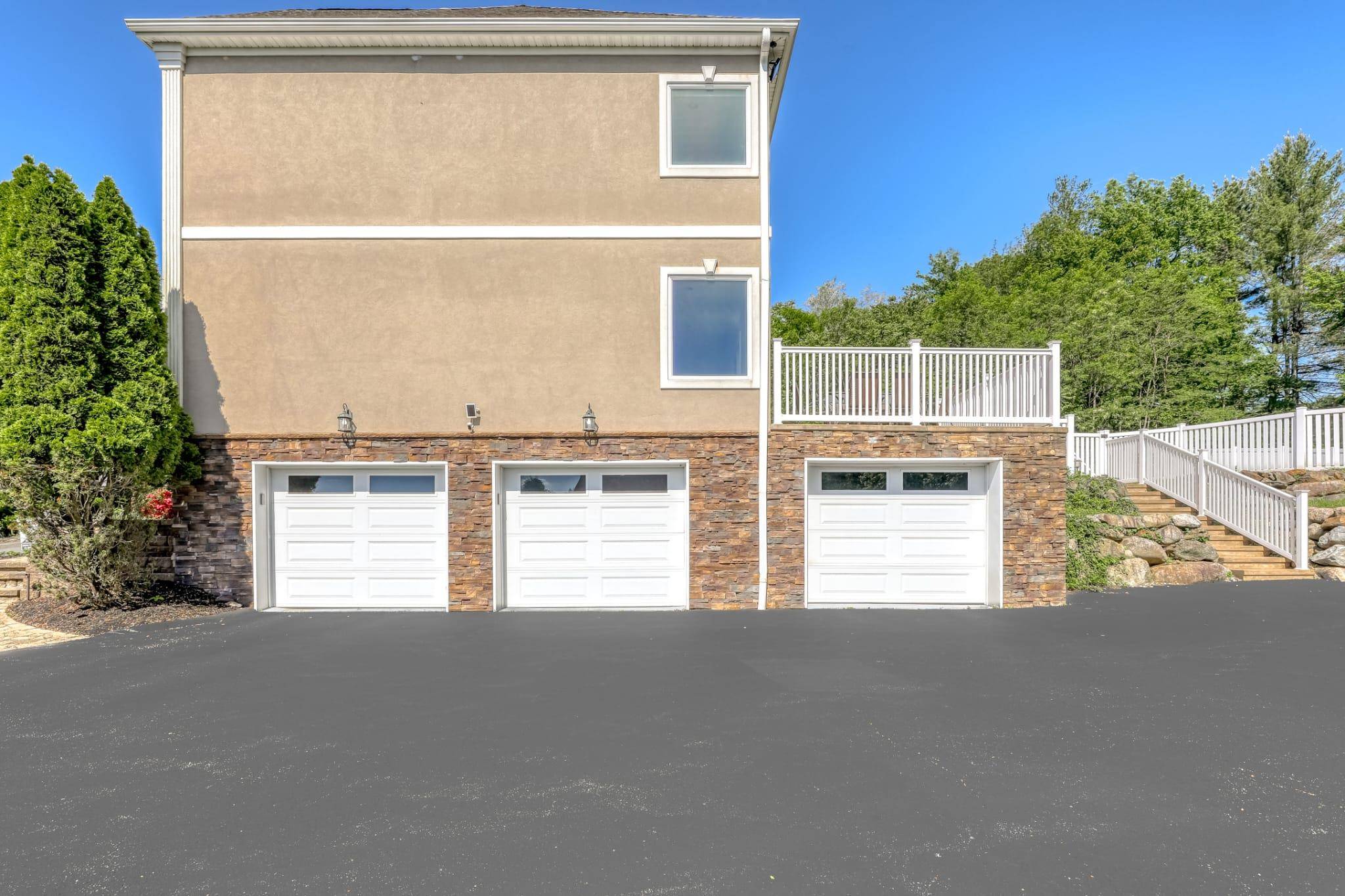 New City, NY 10956,16 Crum Creek RD