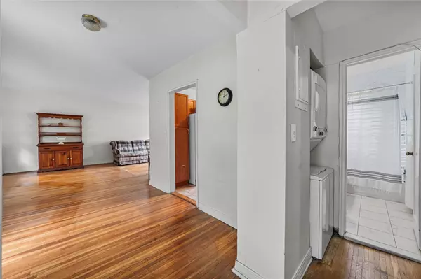 Hartsdale, NY 10530,192 Pinewood RD #87