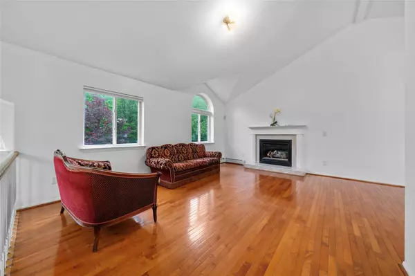 Highland Mills, NY 10930,4 Sequoia TRL