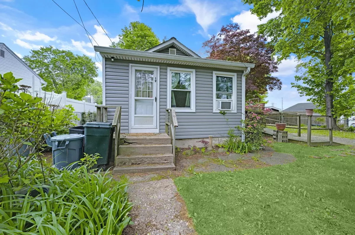 Rocky Point, NY 11778,19 Jupiter RD