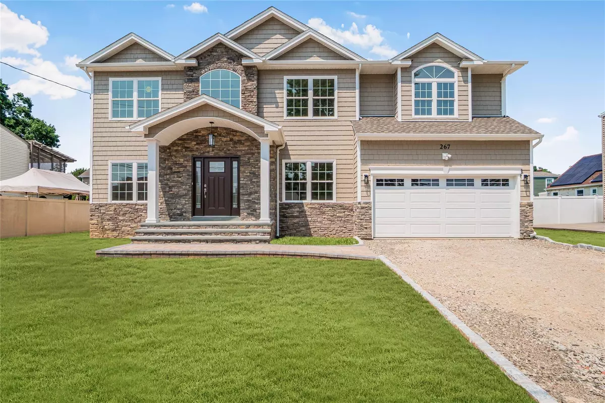 Massapequa, NY 11758,267 N Elm ST