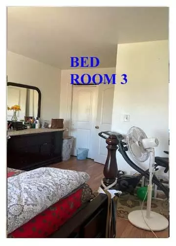 Hollis, NY 11423,197-21 Carpenter AVE #3G