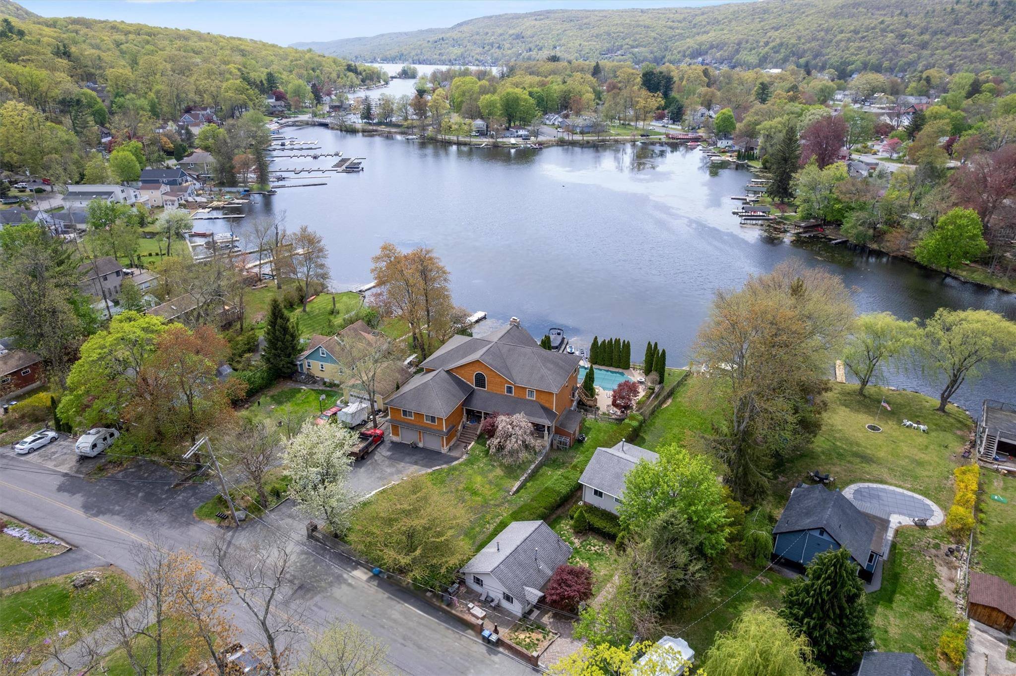25 Ten Eyck AVE, Greenwood Lake, NY 10925