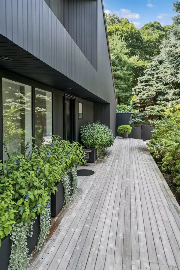 Sag Harbor, NY 11963,2761 Deerfield RD