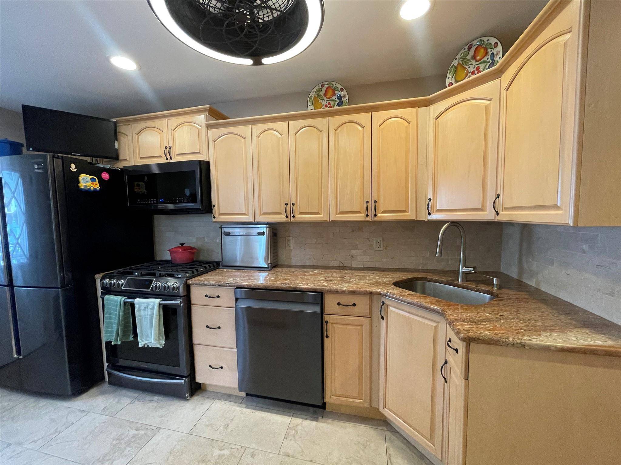 Bellerose, NY 11426,248-43 88th RD