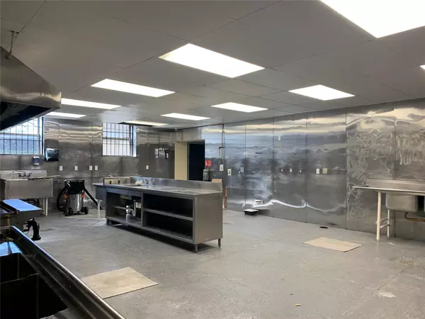 Flushing, NY 11358,43-20 193rd Street