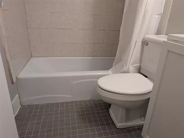 Hartsdale, NY 10530,80 E Hartsdale AVE #311