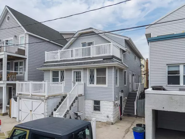 17 Maryland AVE,  Long Beach,  NY 11561