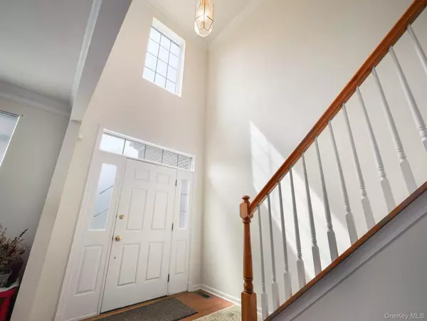 Fishkill, NY 12524,417 Vassar PL