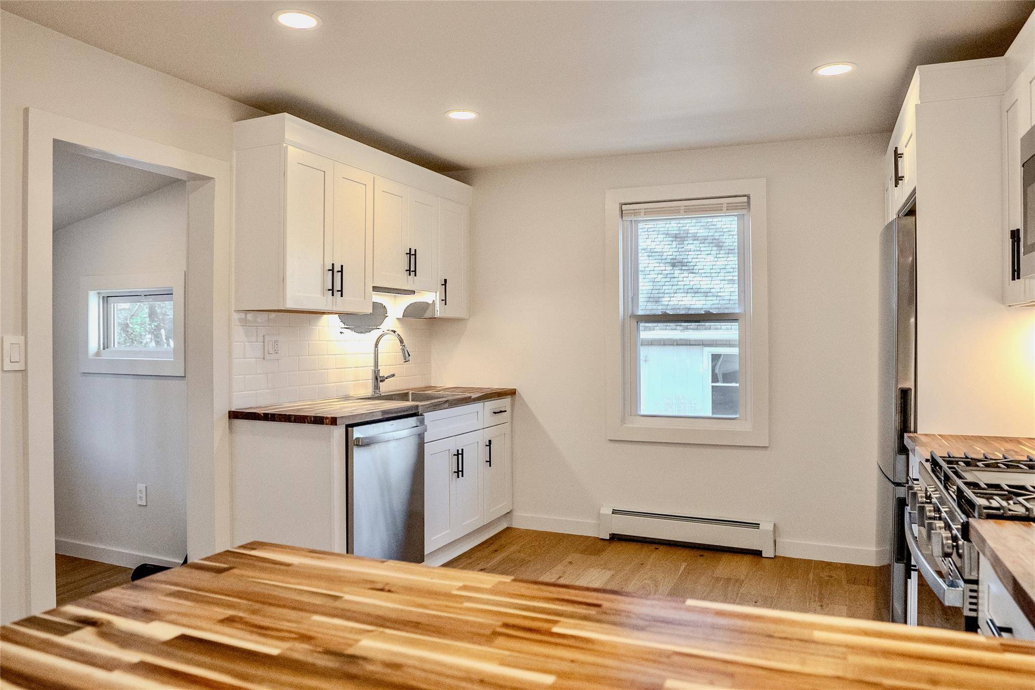 Port Washington, NY 11050,22 Mackey