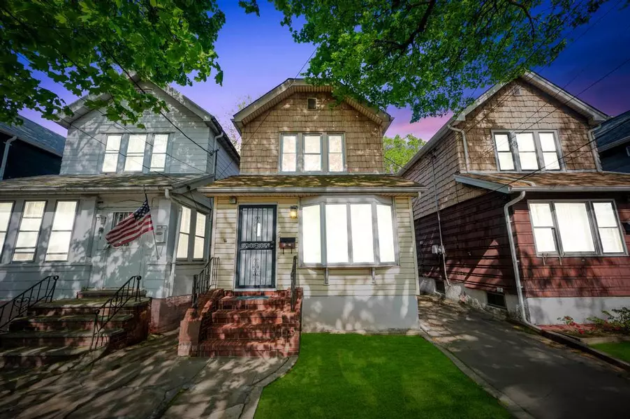 94-17 96 ST, Ozone Park, NY 11416