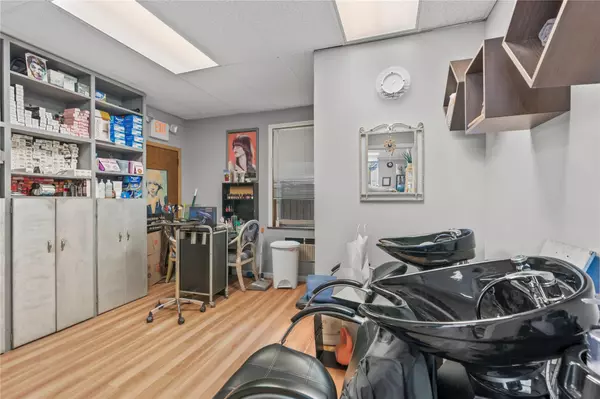 Mamaroneck, NY 10543,324 Mount Pleasant AVE