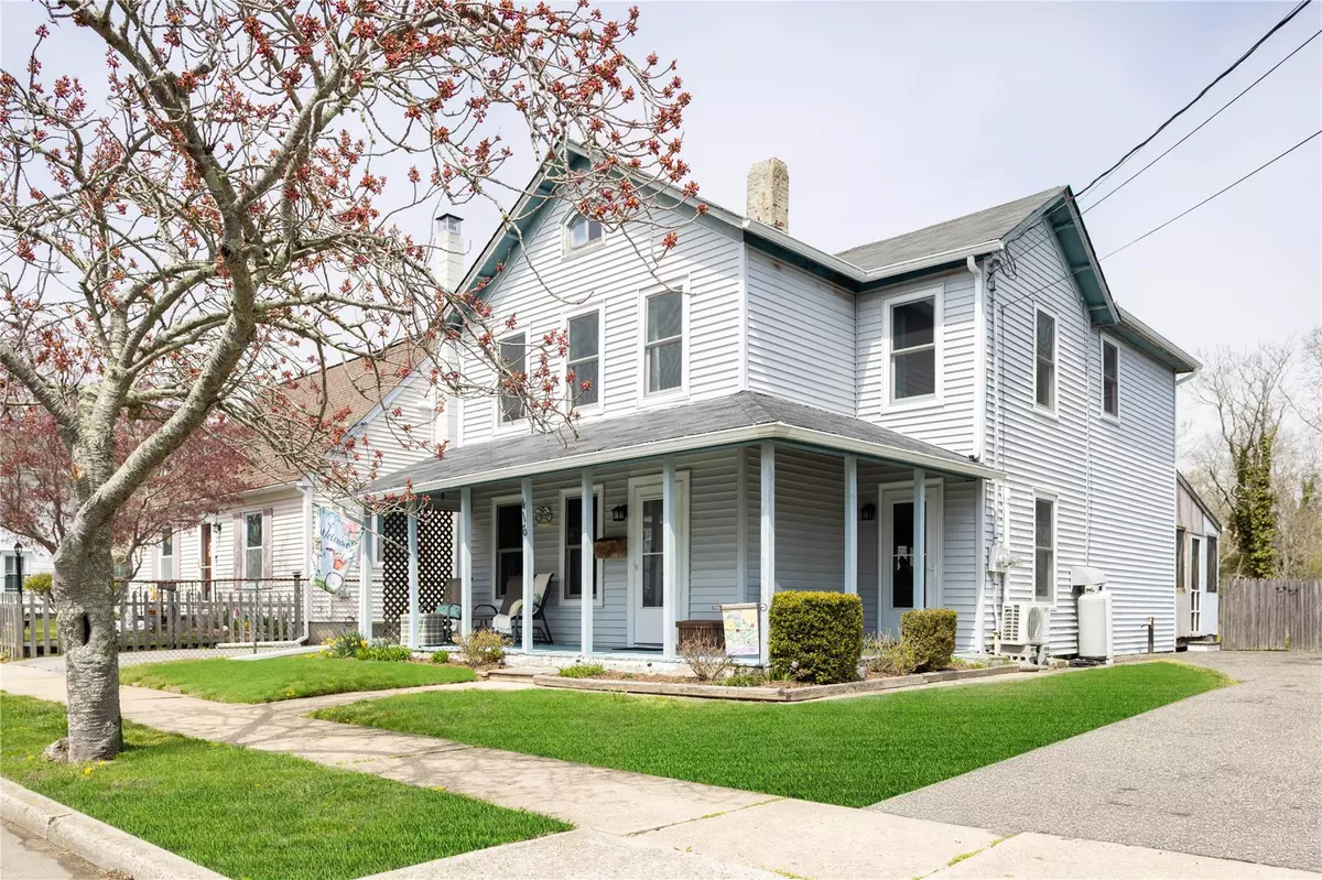 Greenport, NY 11944,416 West ST