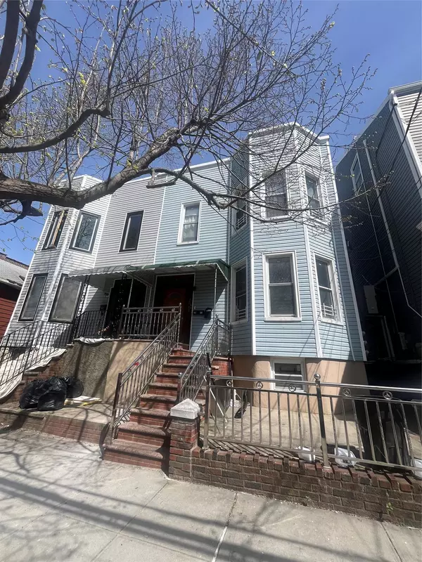 College Point, NY 11356,2045 121st ST