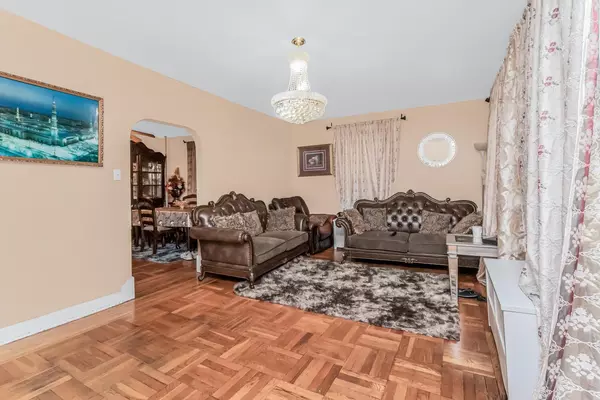 Bronx, NY 10465,235 Quincy AVE