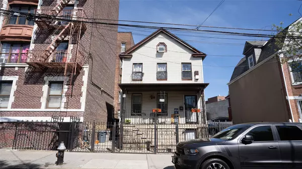 2771 Marion AVE, Bronx, NY 10458