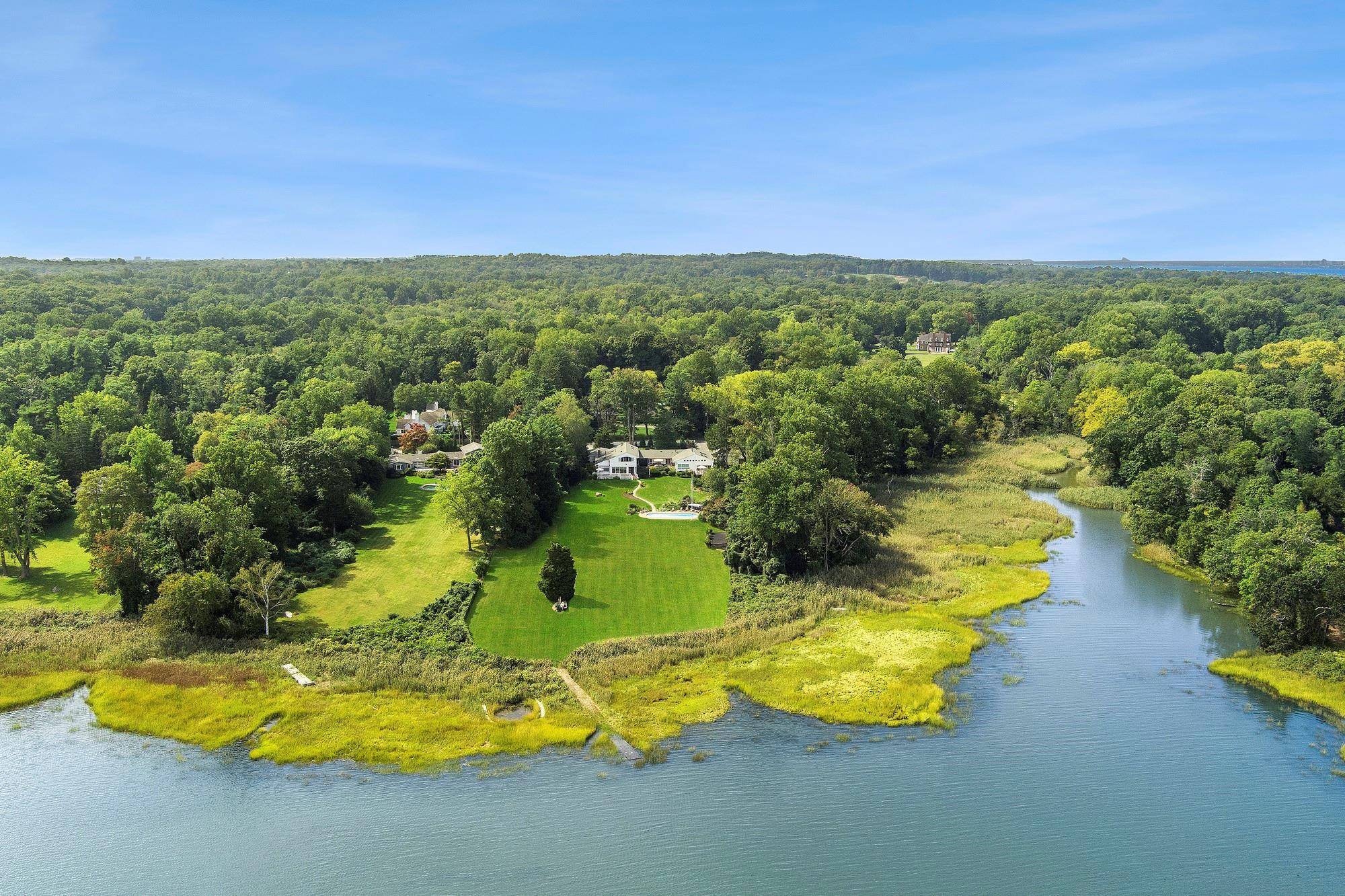 Locust Valley, NY 11560,61 Factory Pond RD