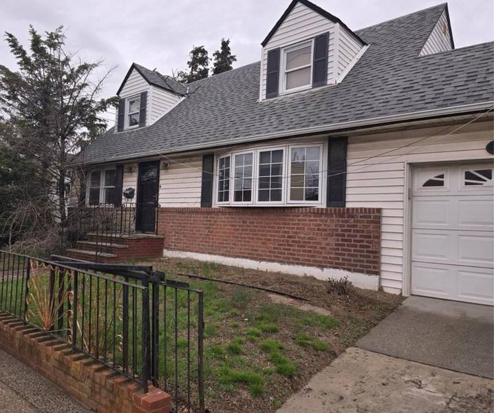 163 E Hawthorne AVE, Valley Stream, NY 11580