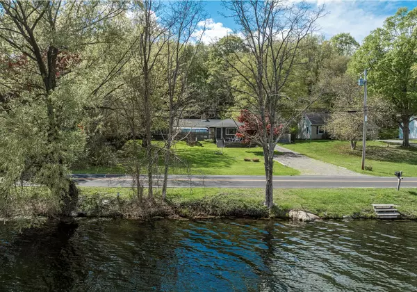 Stanfordville, NY 12581,119 W Hunns Lake RD