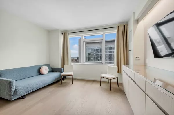 Flushing, NY 11354,133-27 39 AVE #11D