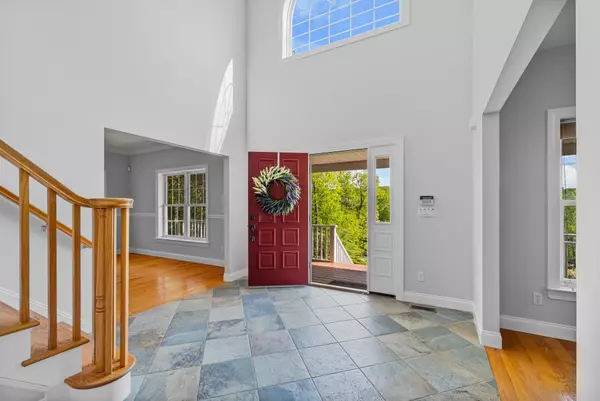Carmel, NY 10512,37 Shallow Stream RD