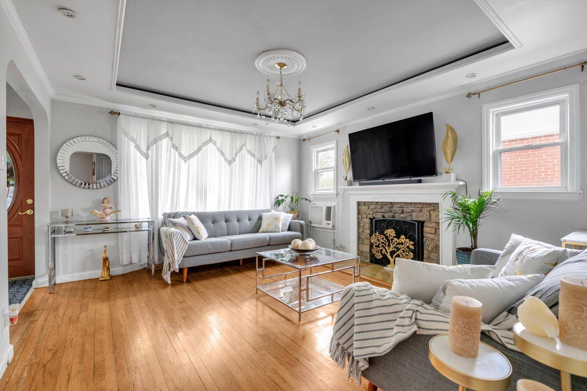New Hyde Park, NY 11040,108 Gerard AVE