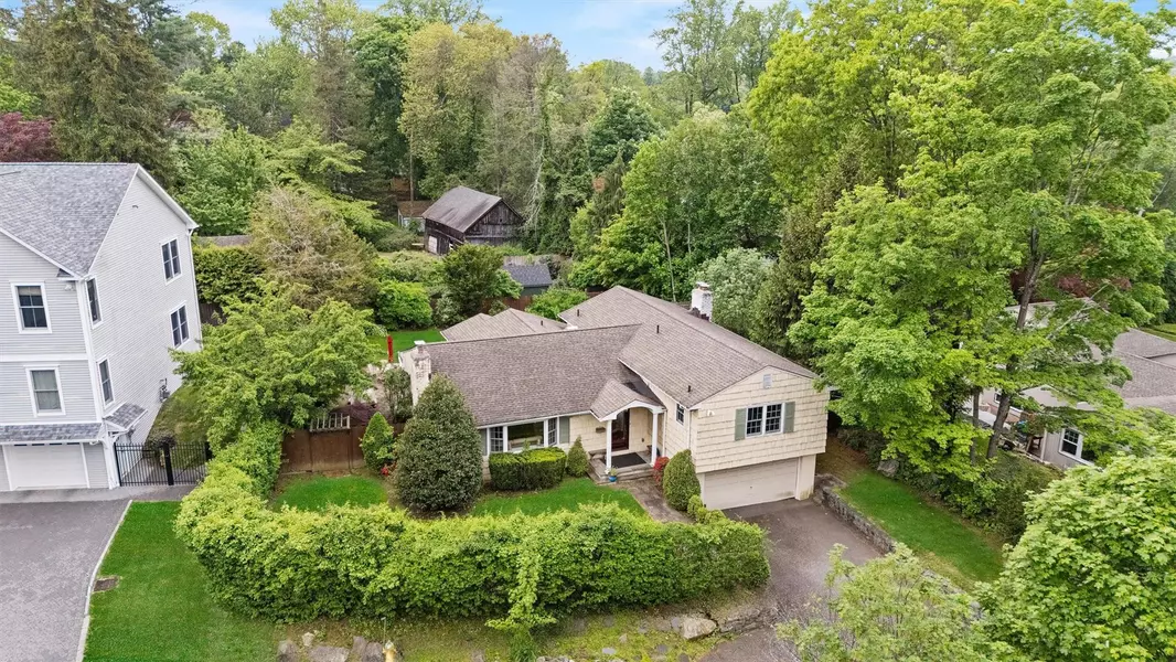 287 Old Army RD, Scarsdale, NY 10583