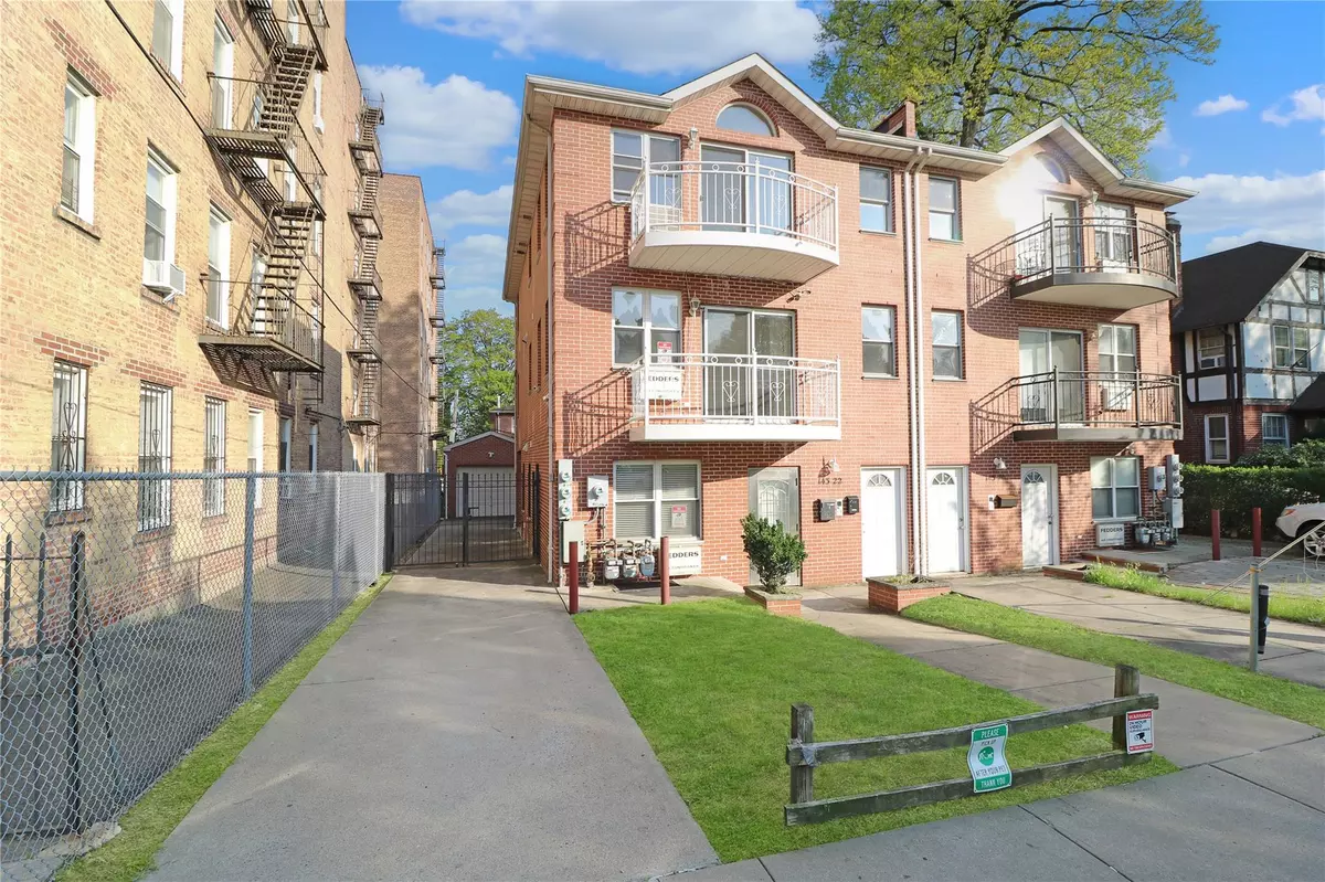 Flushing, NY 11355,14322 Beech AVE