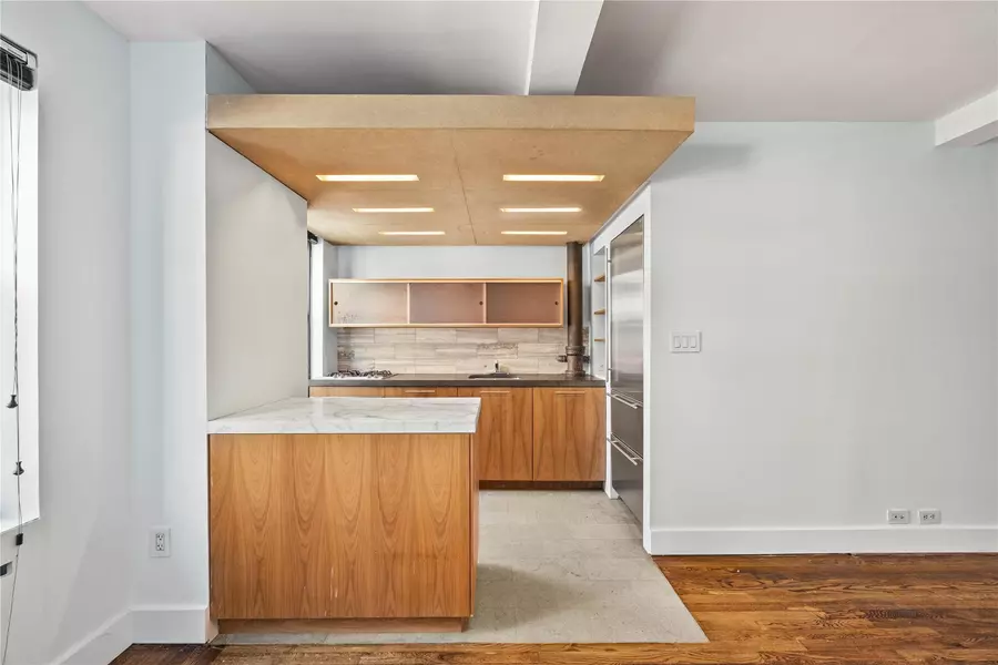 300 W 23rd ST #2K, New York (manhattan), NY 10011