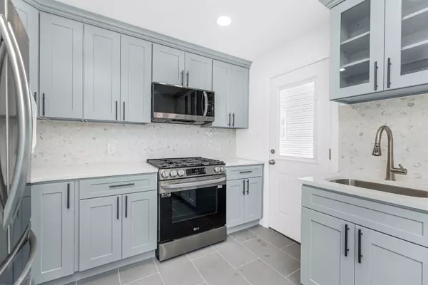 Yonkers, NY 10710,37 Kathwood RD