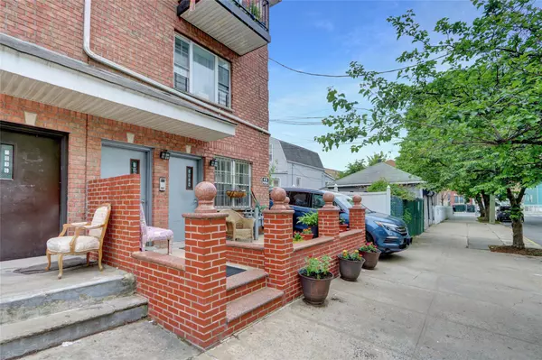 Bronx, NY 10472,1934 Chatterton AVE