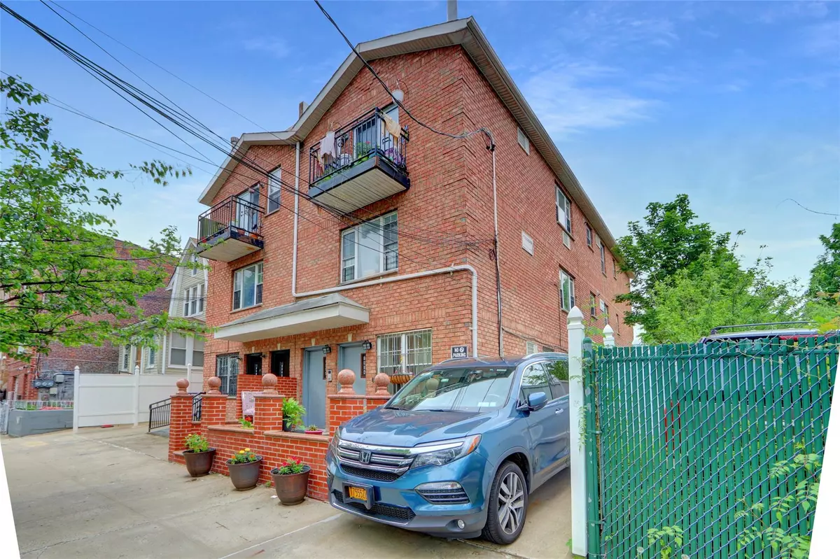 Bronx, NY 10472,1934 Chatterton AVE