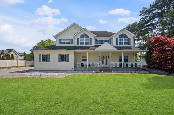 Medford, NY 11763,4 Taylor LN