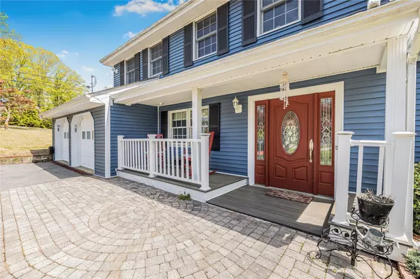 Mahopac, NY 10541,4 McNair DR