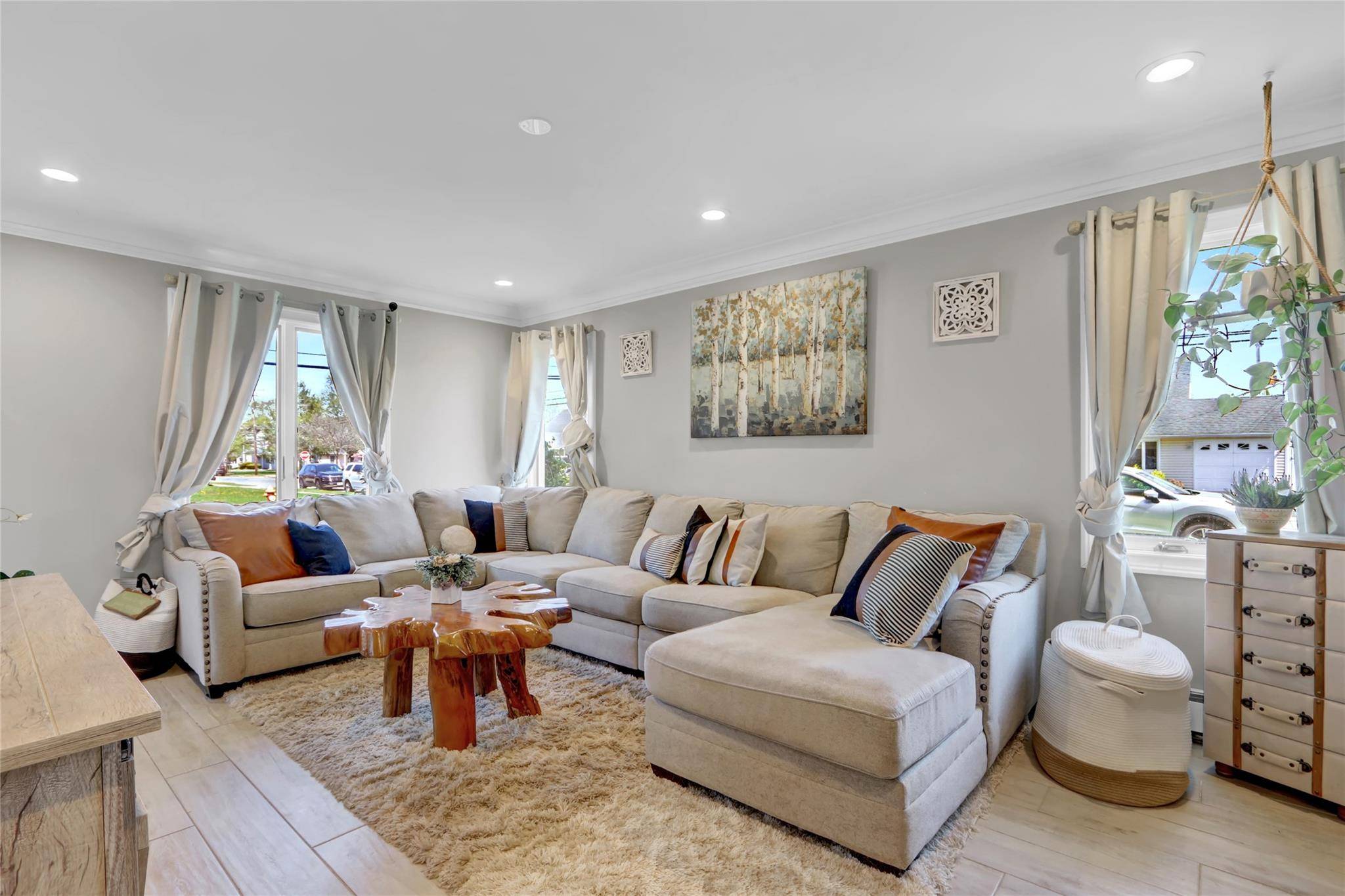 Massapequa, NY 11758,35 Cottage DR