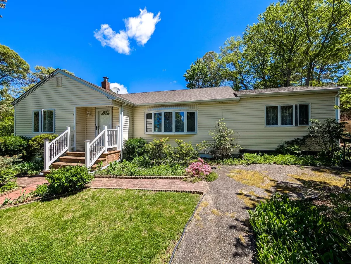 Selden, NY 11784,185 Blue Point RD
