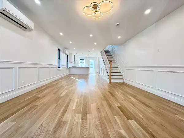 Forest Hills, NY 11375,8831 69th AVE