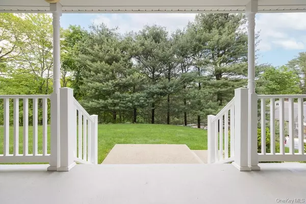 Stony Point, NY 10980,253 W Main ST