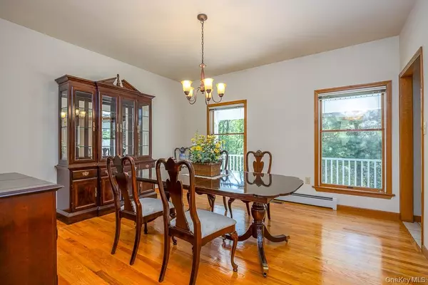 Stony Point, NY 10980,253 W Main ST