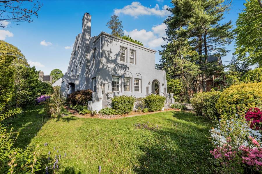 158 Old Mamaroneck RD, White Plains, NY 10605