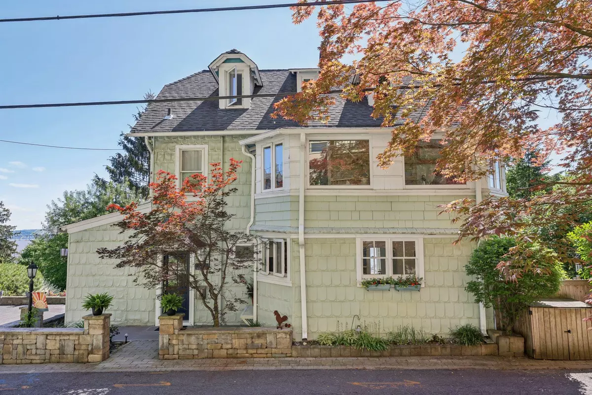Piermont, NY 10968,109 Orchard TER