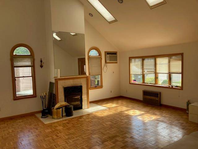 Whitestone, NY 11357,2126 154th ST