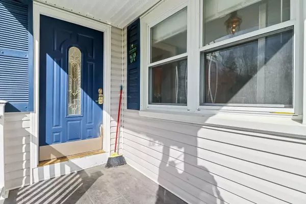 Chester, NY 10918,576 Bull Mill RD