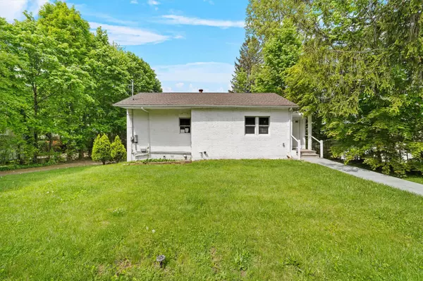 16 S Lawrence AVE, Elmsford, NY 10523