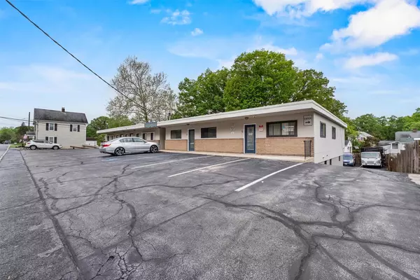 Buchanan, NY 10511,220 Tate AVE #4