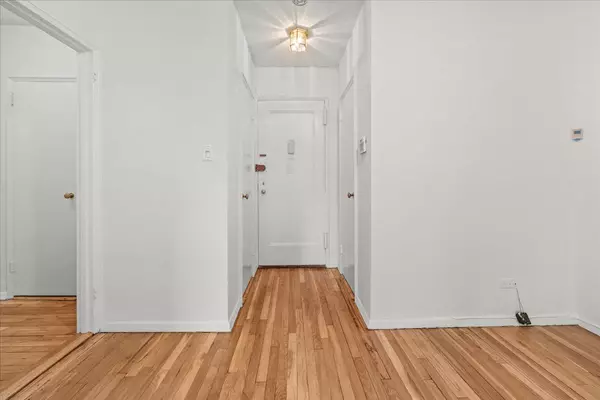 Bronx, NY 10463,3601 Johnson AVE #5K