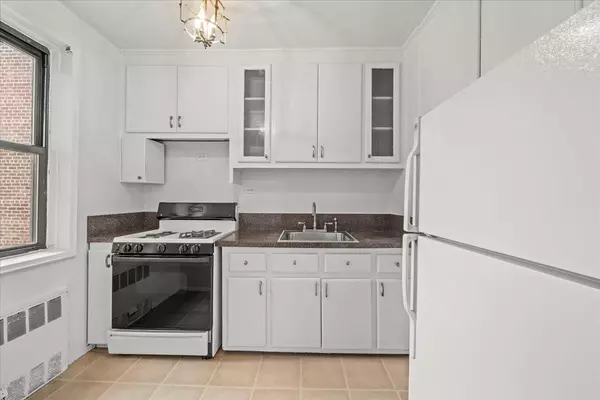 Bronx, NY 10463,3601 Johnson AVE #5K