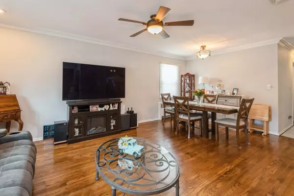 Massapequa, NY 11758,75 Massachusetts AVE