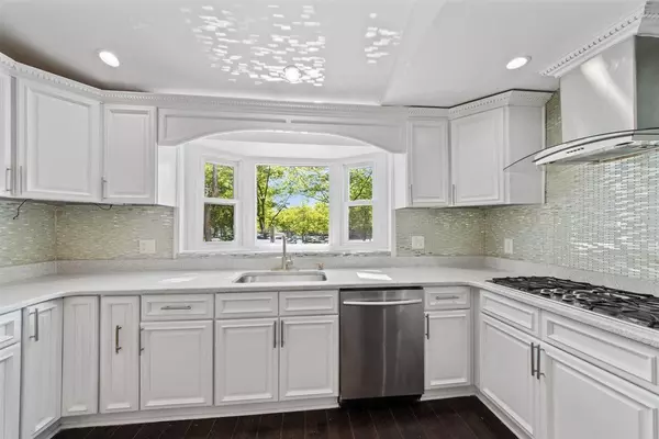 Mount Vernon, NY 10552,257 Sheridan AVE